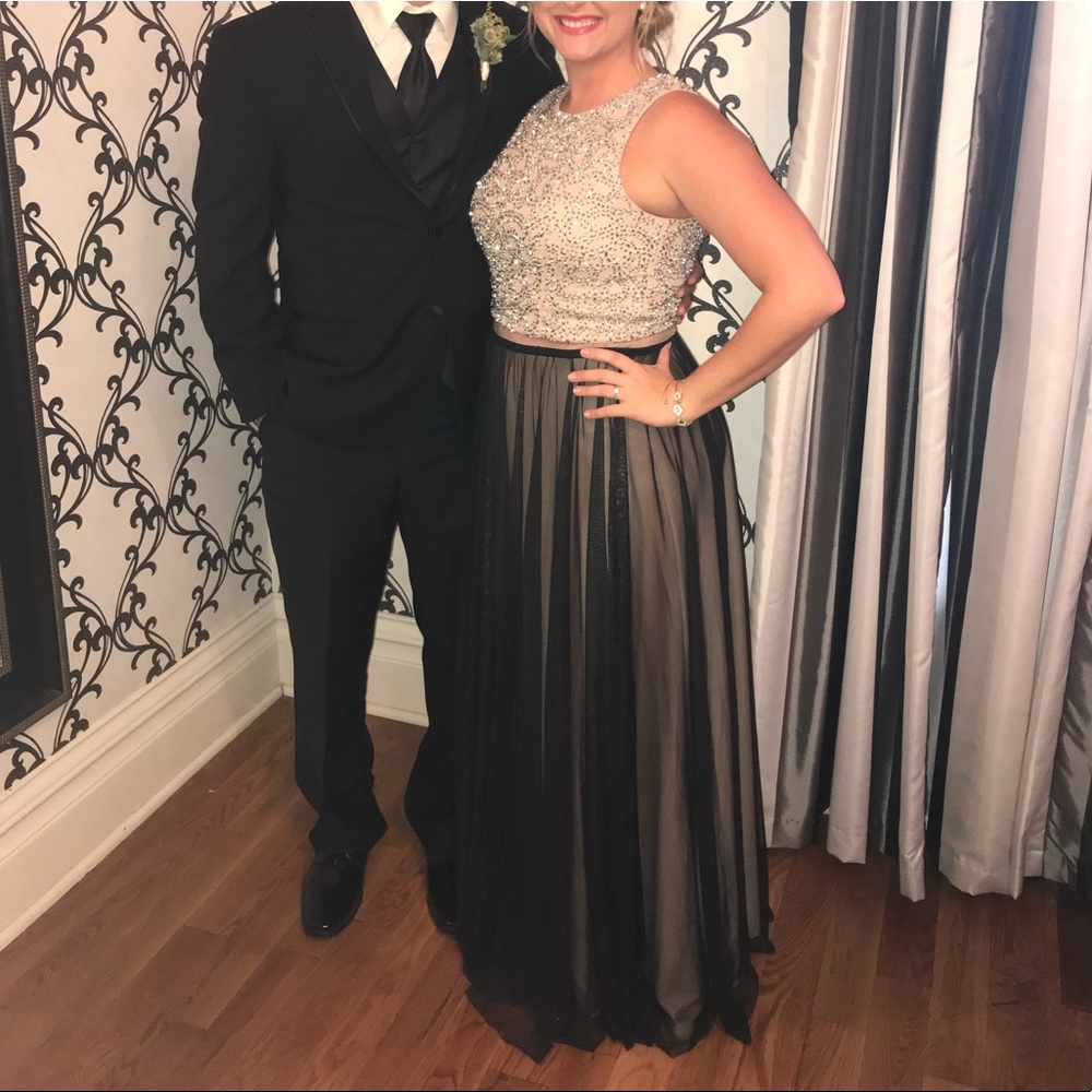 *SOLD* Black and Tan dress with sequence